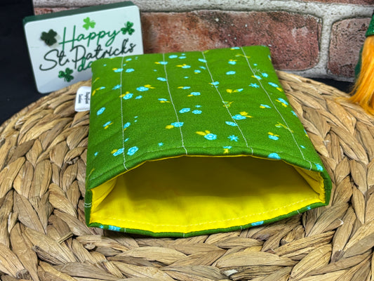 Green and Gold Flower Book Sleeve