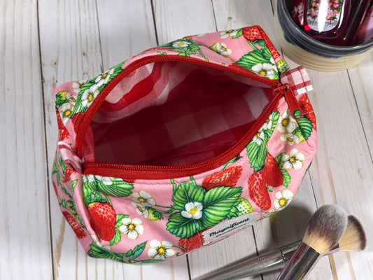 The Strawberry Branch Everything Bag