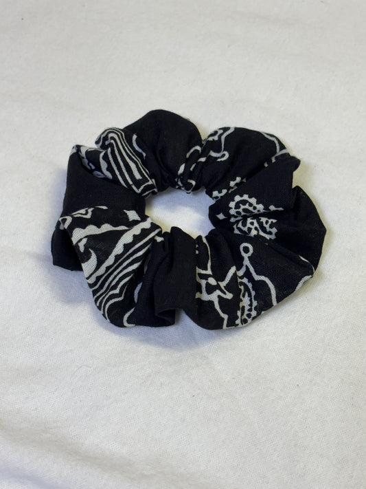 Black Bandana Scrunchie