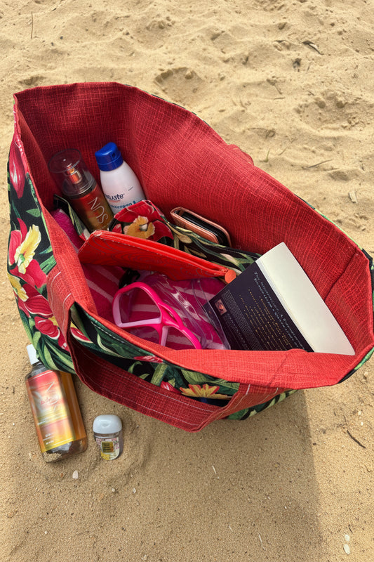 Flor de Maga Beach Tote Bag