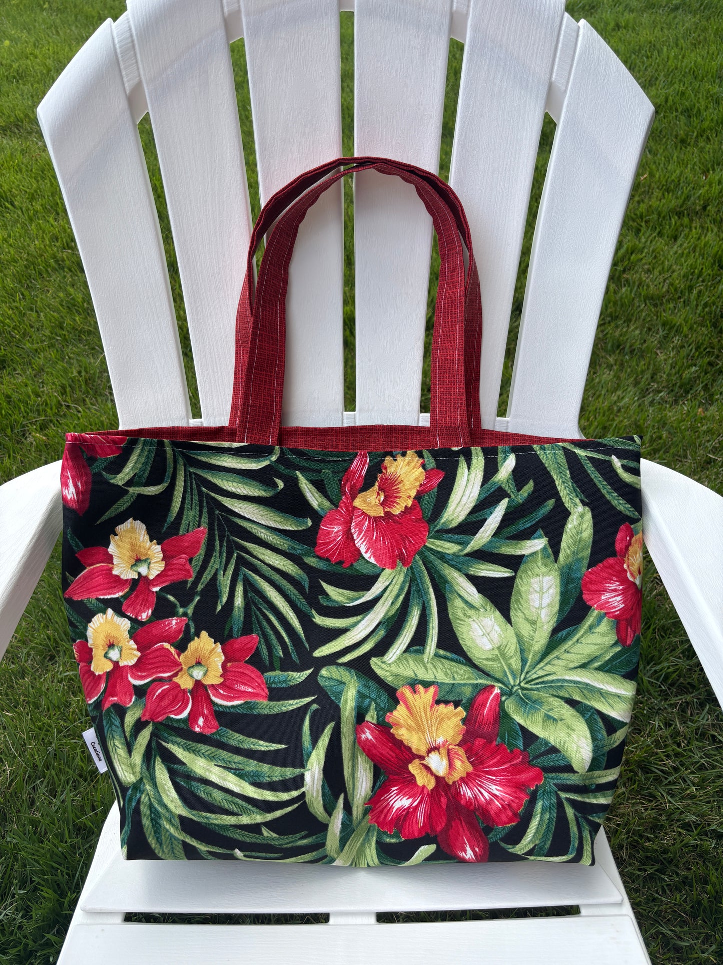 Flor de Maga Beach Tote Bag