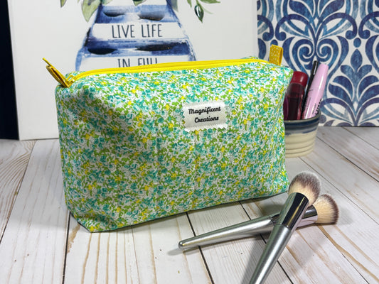 The Spring Green Everything Bag