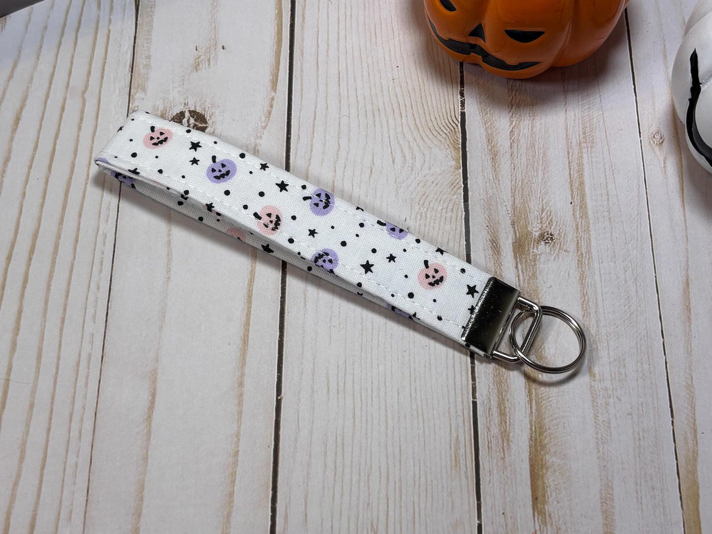 Small Pastel Pumpkins Keychain