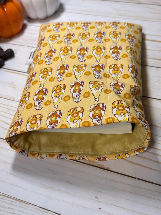 Small Fall Gnomes Book Sleeve