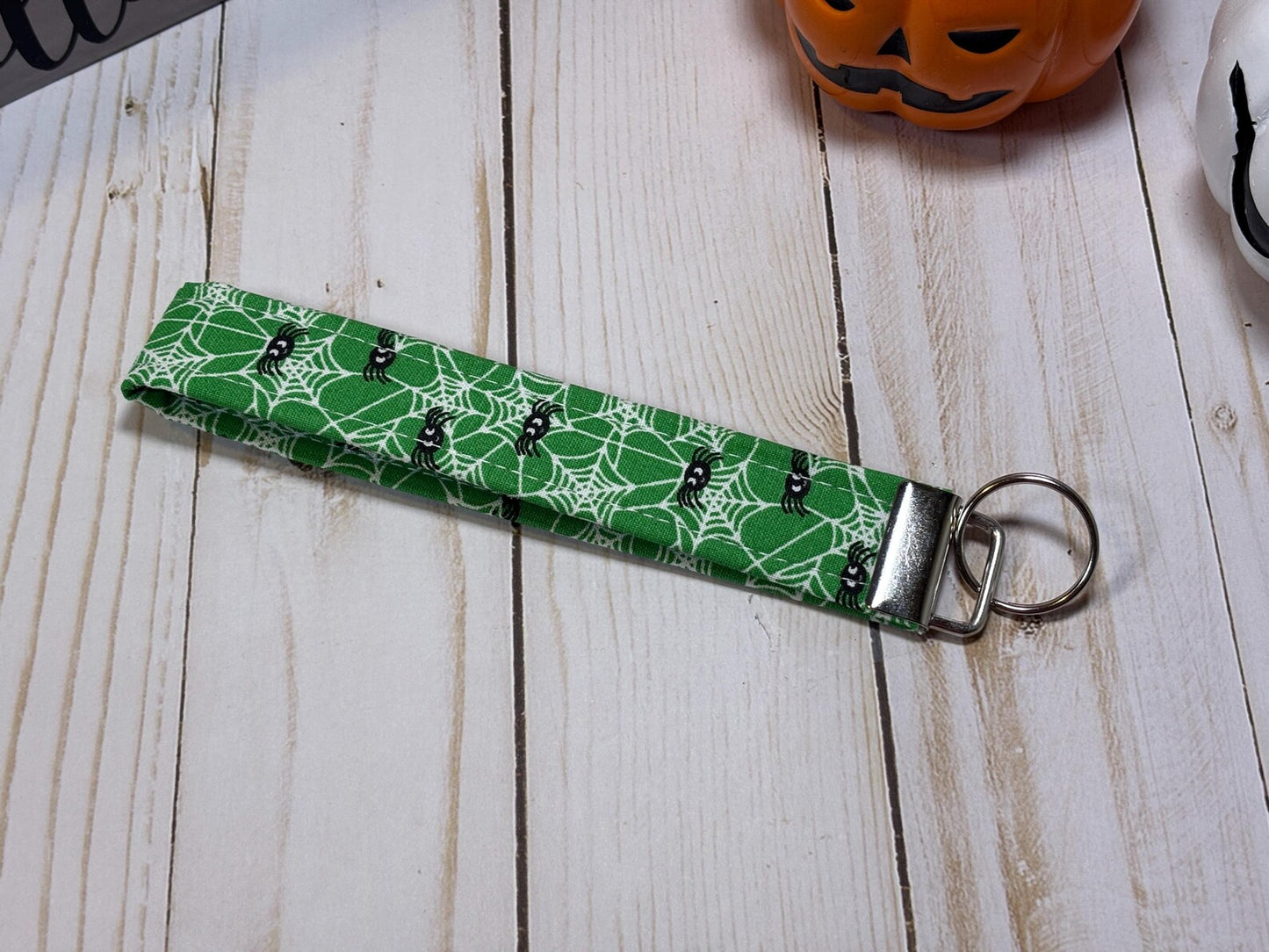 Green Spider Keychain